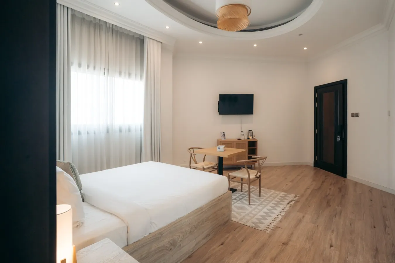 Serengeti Suite 11