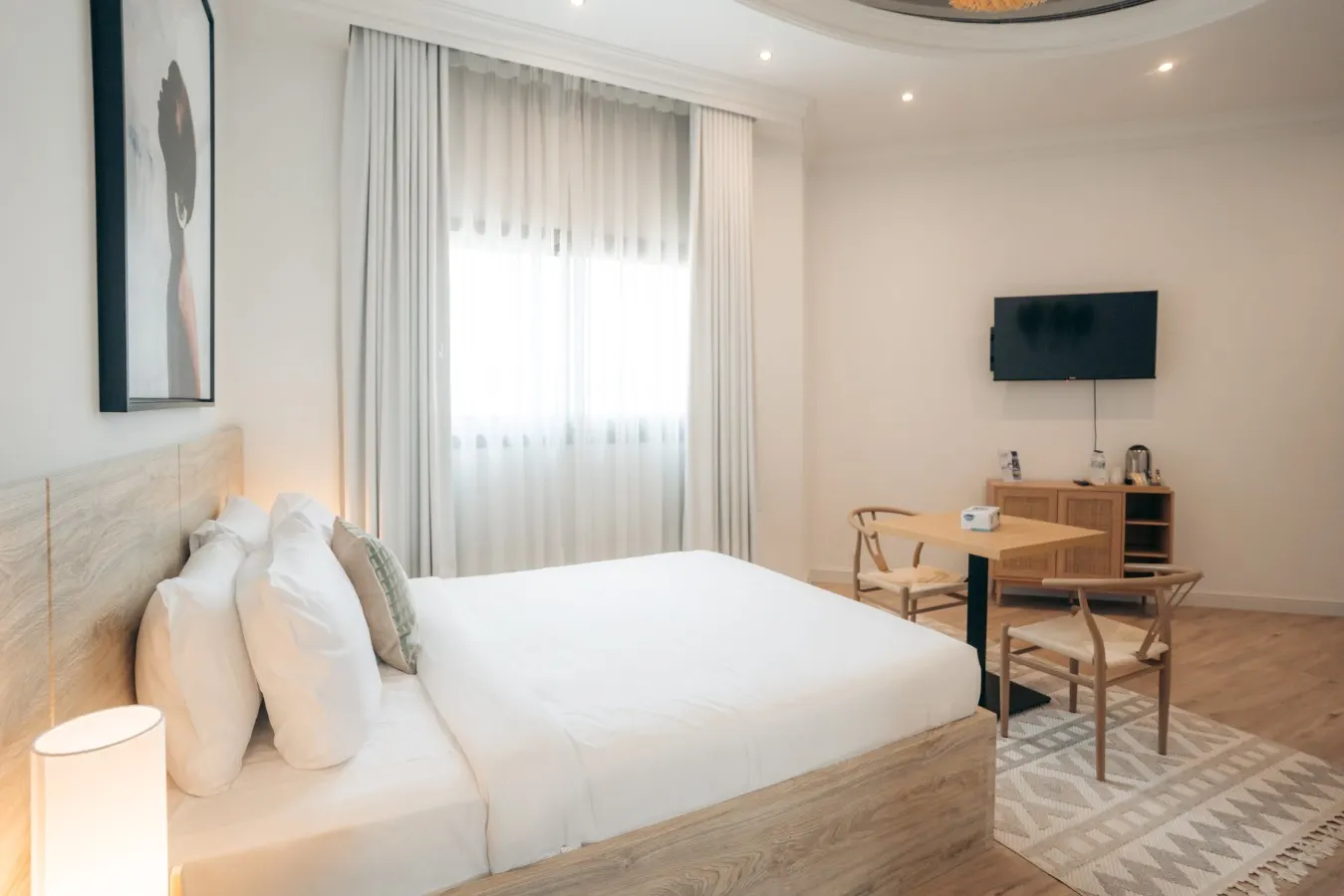 Serengeti Suite 12