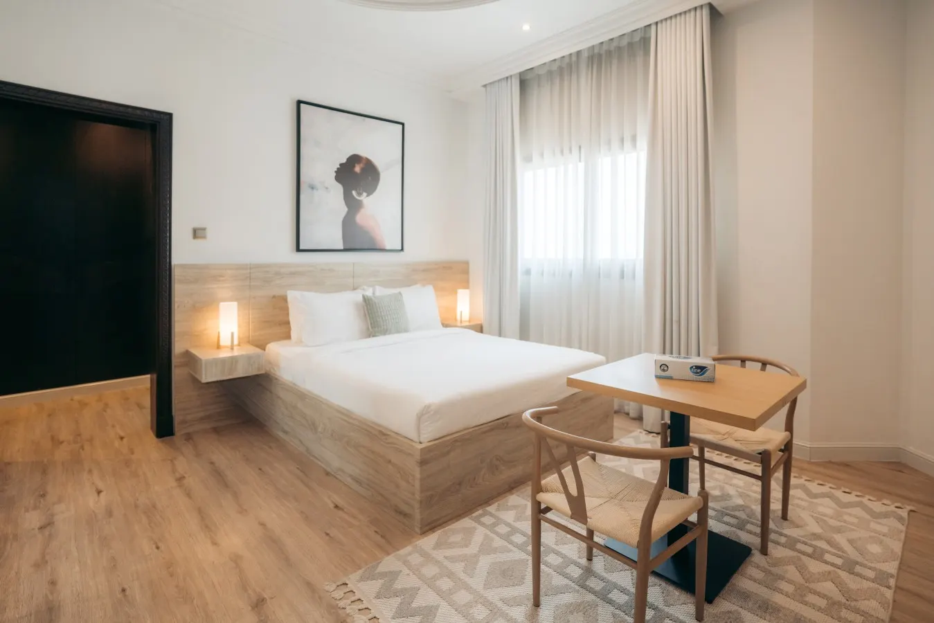 Serengeti Suite 13