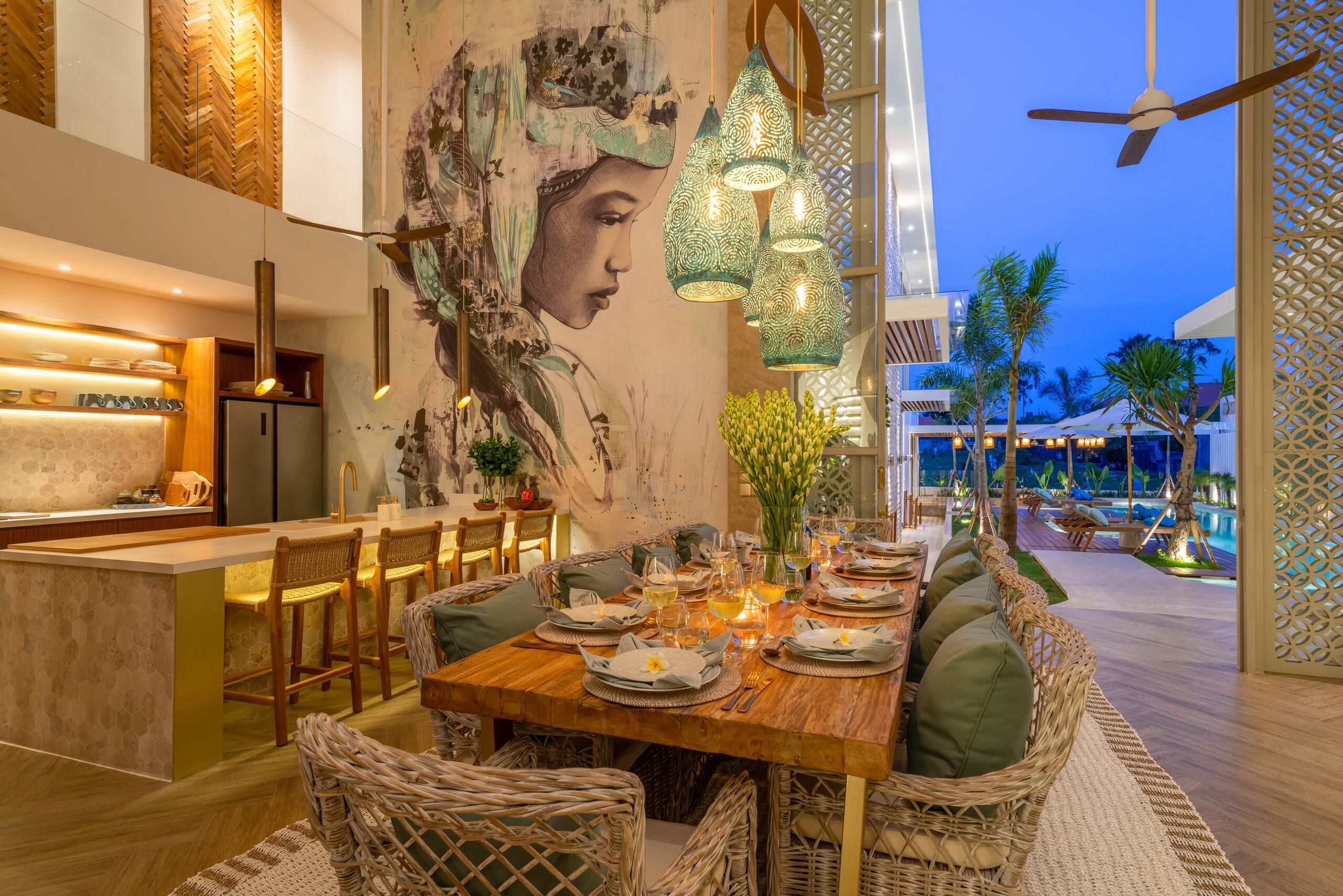 Fabulous New Designer Villa Next to the Beach 37