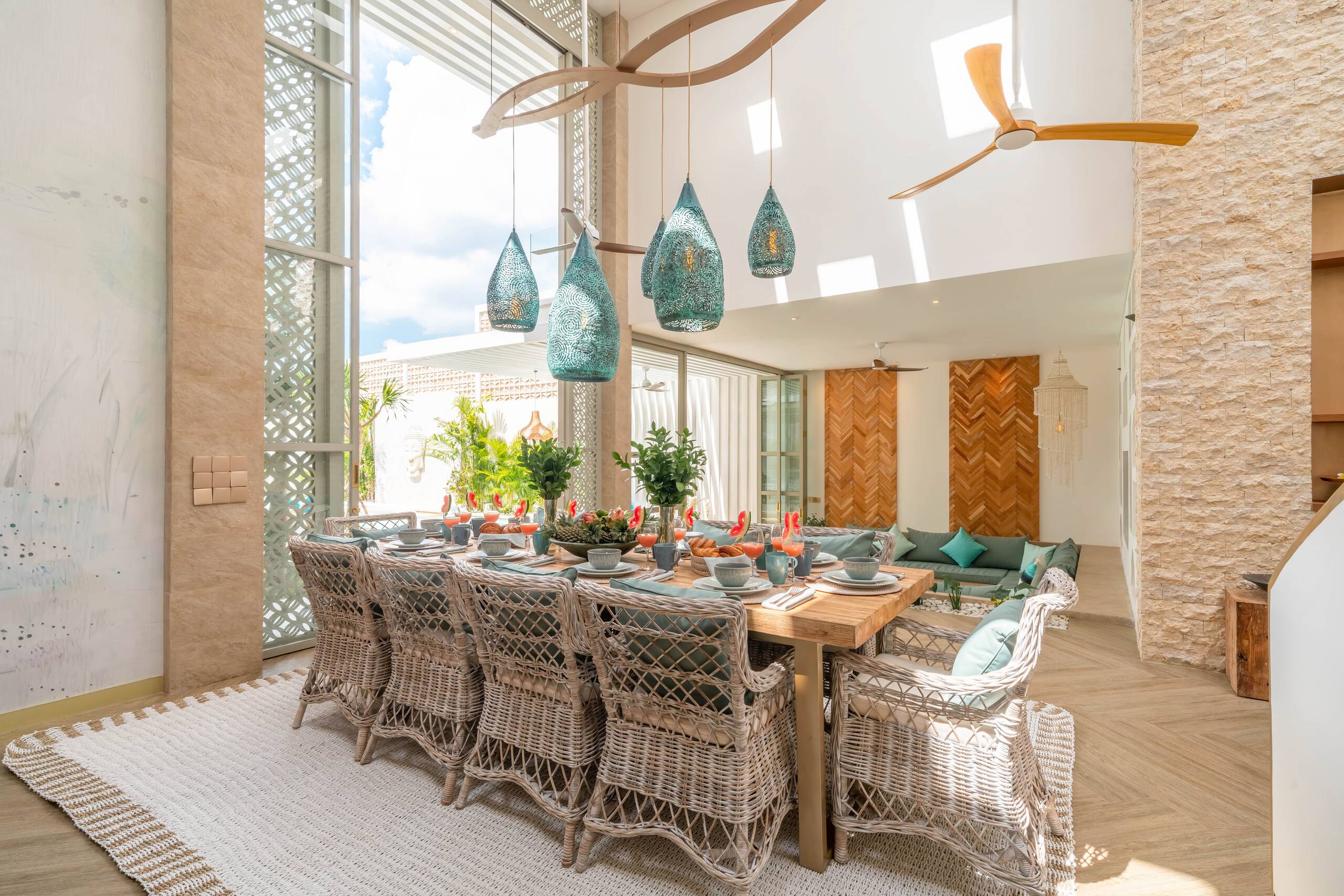 Fabulous New Designer Villa Next to the Beach 34