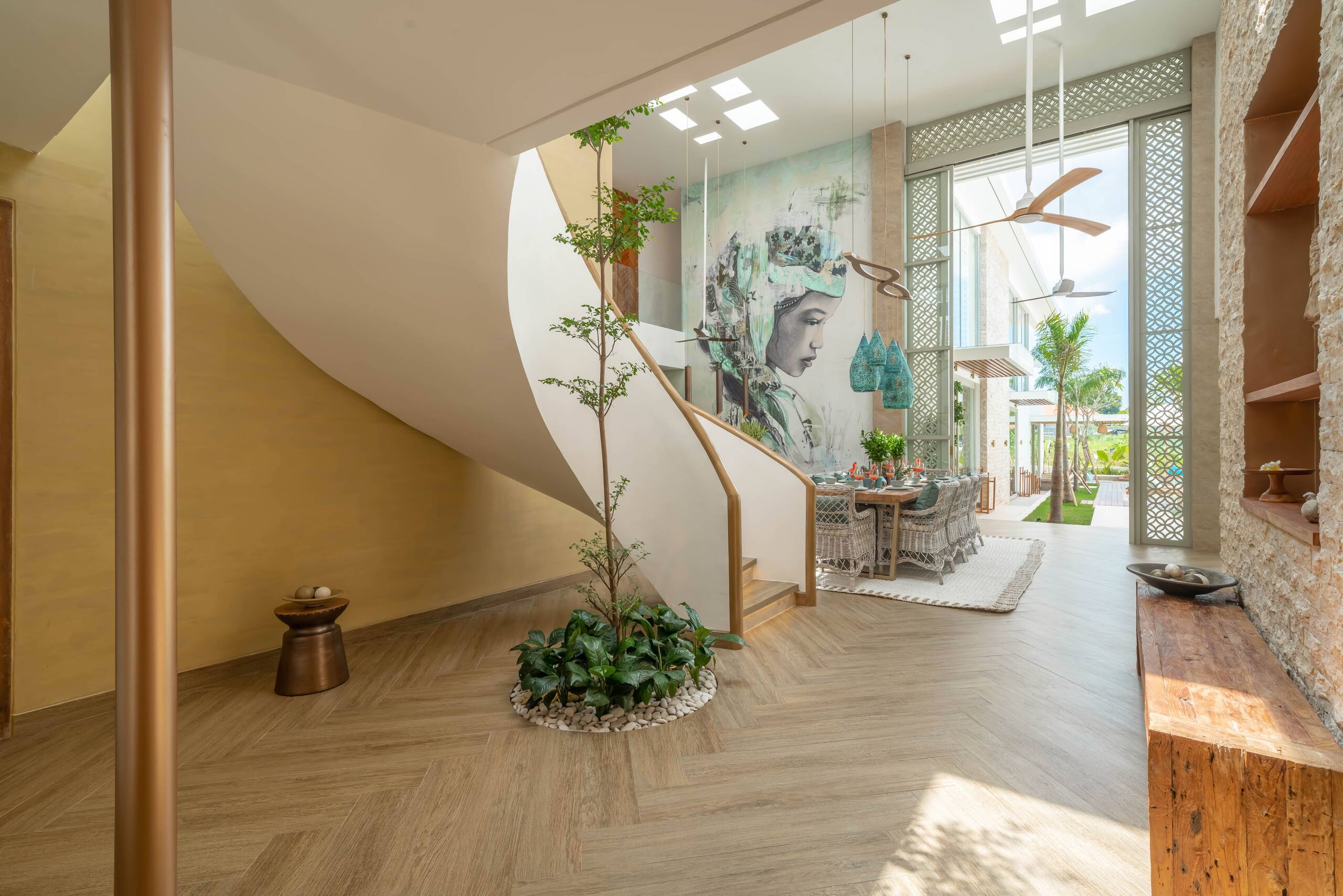Fabulous New Designer Villa Next to the Beach 13