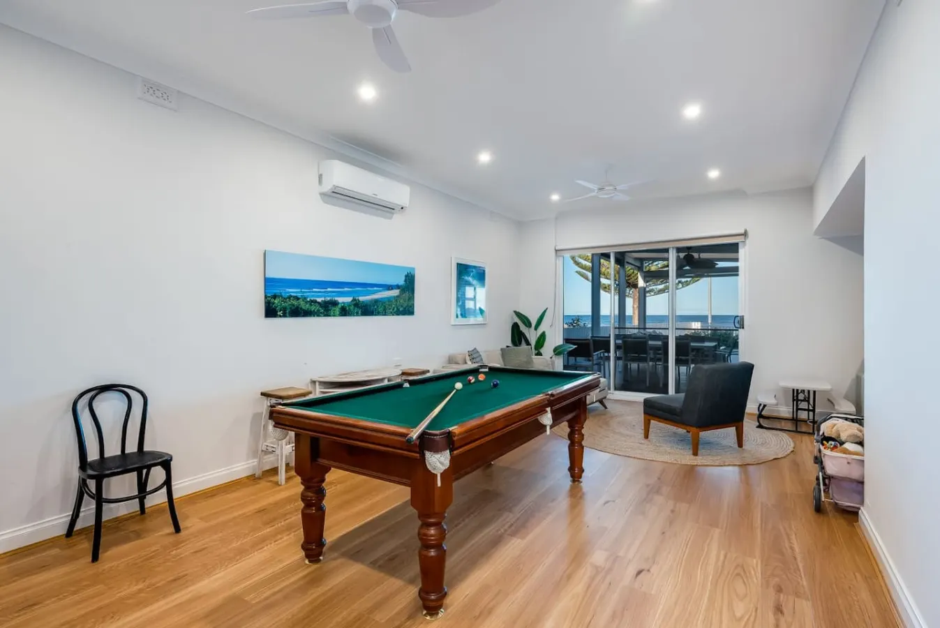 Saltys—Oceanfront Retreat near Dining & Bay Walks 15