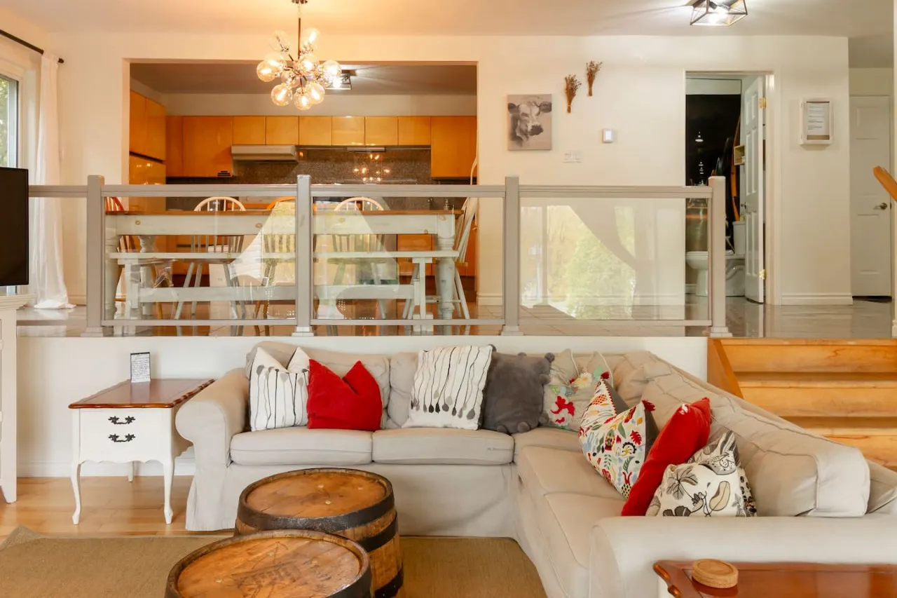 Rare 6 bedroom Gem in Picton
