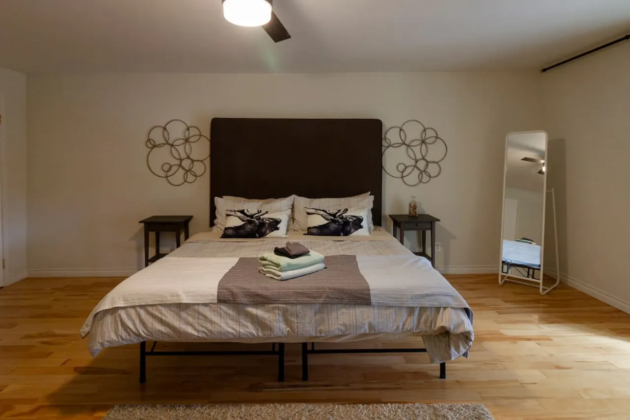 Rare 6 bedroom Gem in Picton 7