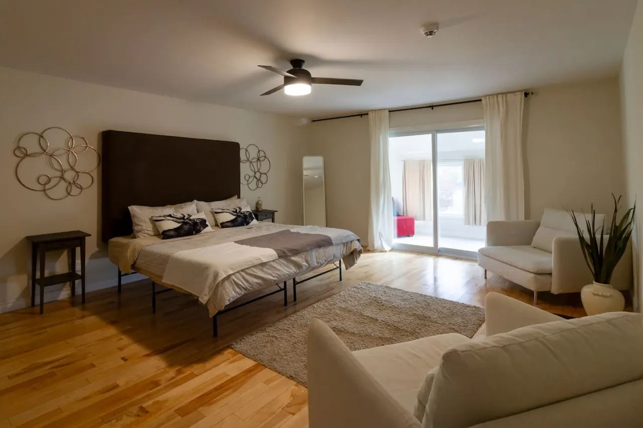 Rare 6 bedroom Gem in Picton 8