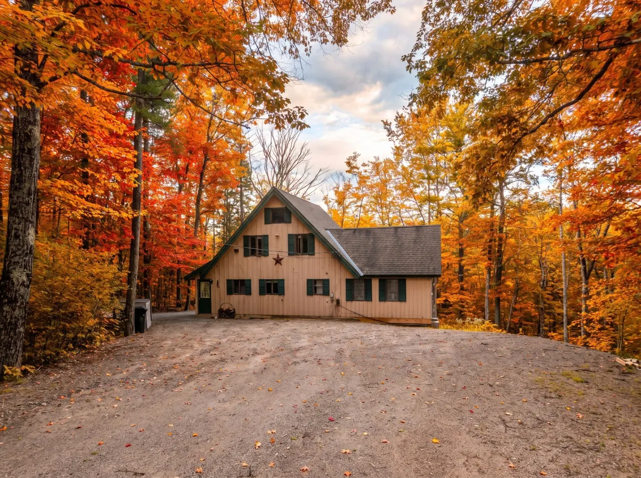 4 Bedroom, 3 Bath, Hot tub, Fire Pit, Dog friendly 4