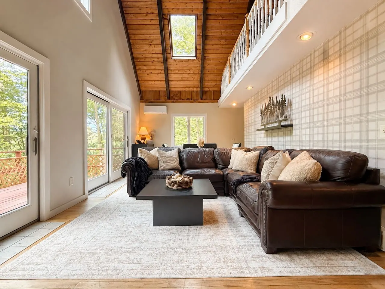 4 Bedroom, 3 Bath, Hot tub, Fire Pit, Dog friendly 8