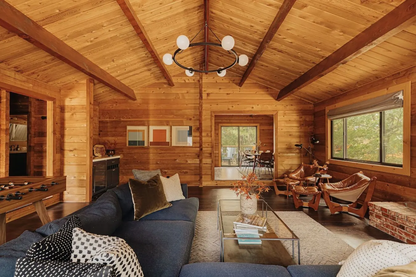 Shadow Wood Mid-Century Retreat 2 Min to Village & SPA 12
