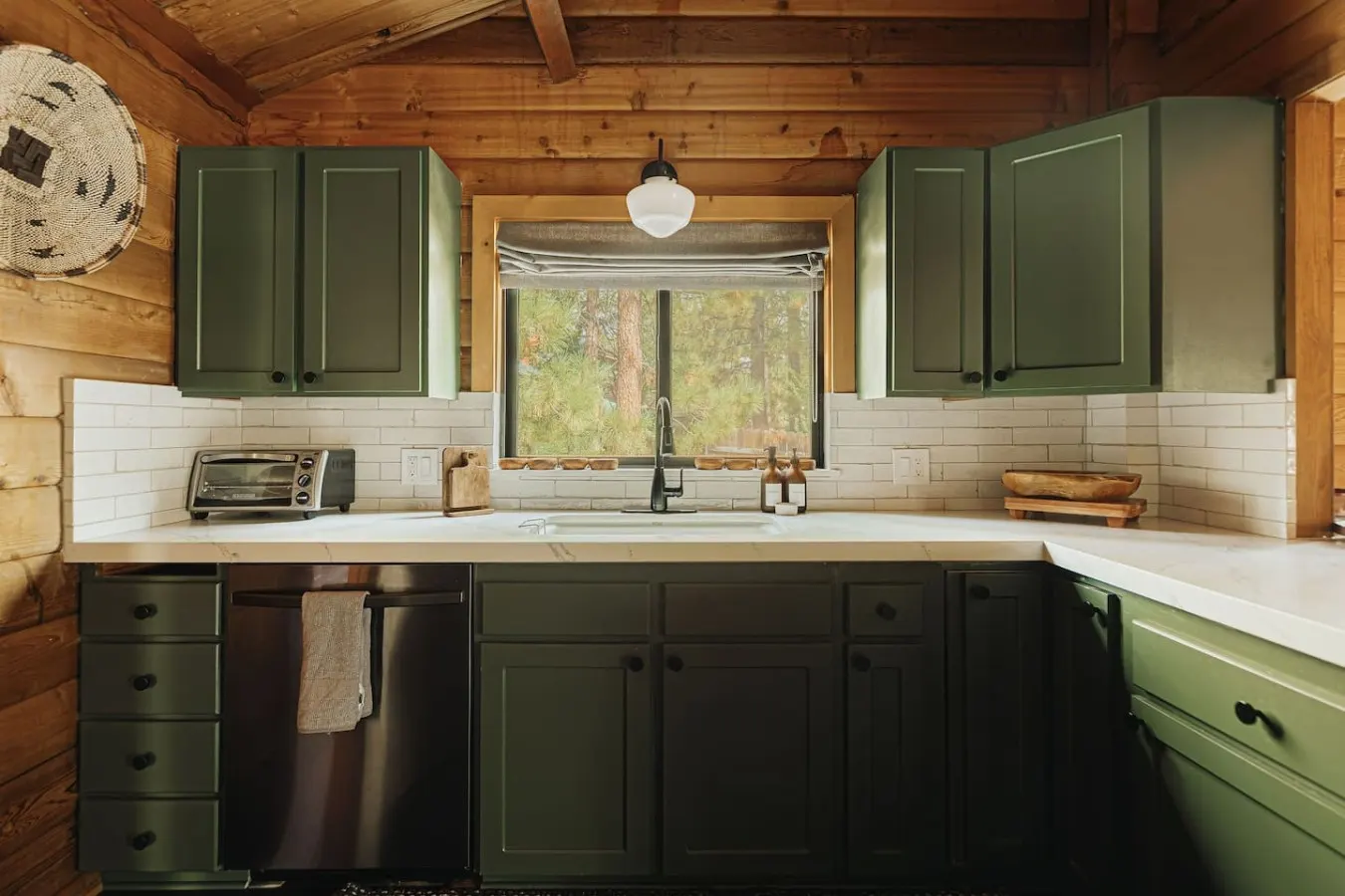 Shadow Wood Mid-Century Retreat 2 Min to Village & SPA 18