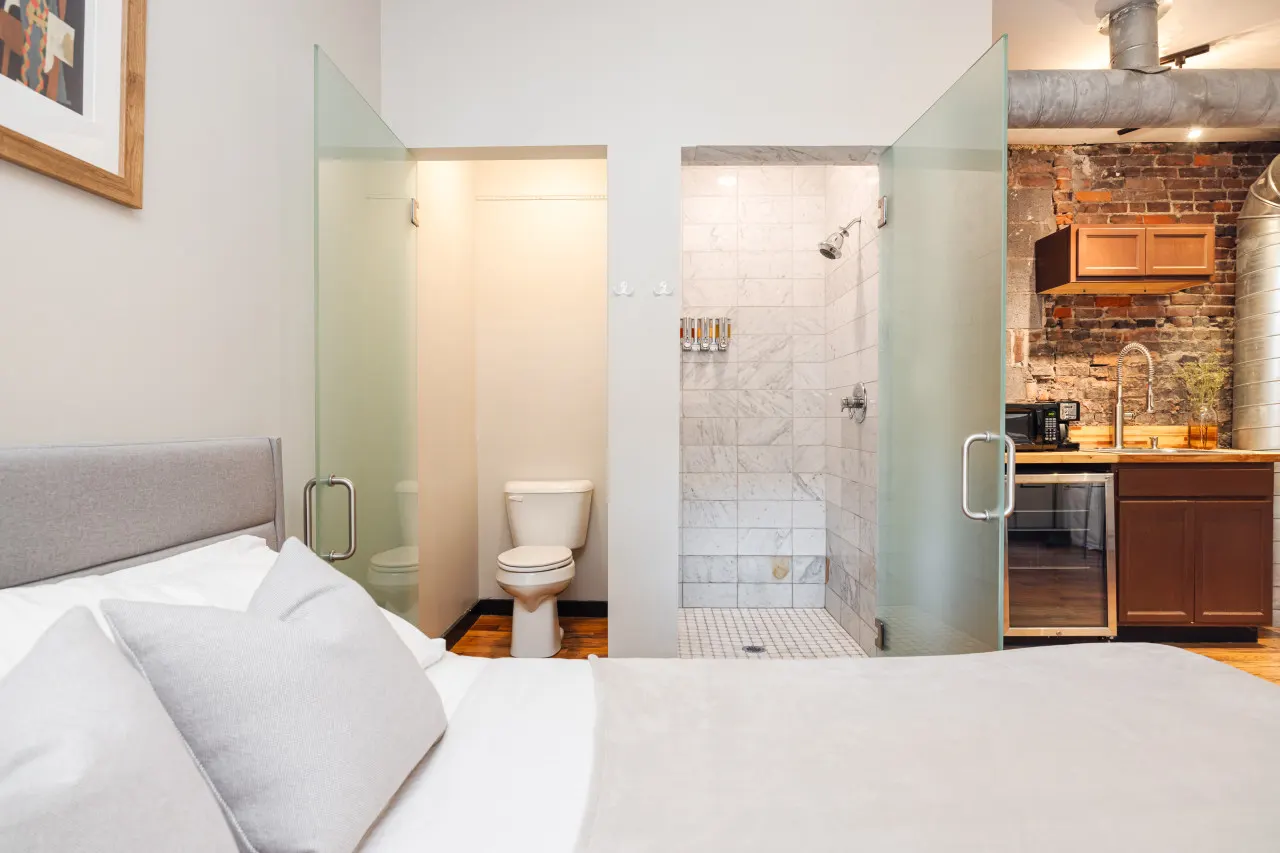Great Parkside Microapartment Location AND Price 6