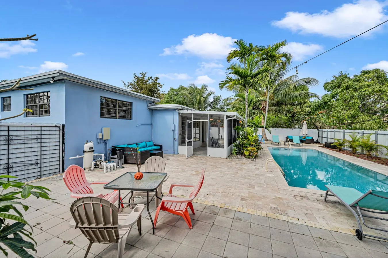 The Blue Haven – Private Pool Hideaway 15
