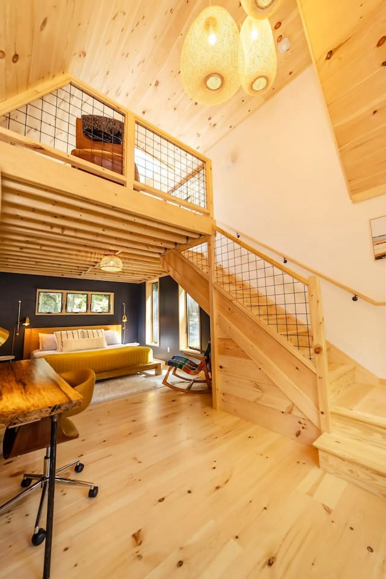 Peaceful Cabin With High End Amenities 12