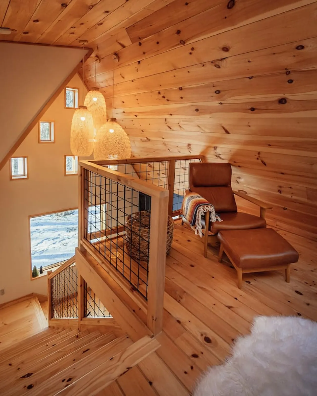 Peaceful Cabin With High End Amenities 18