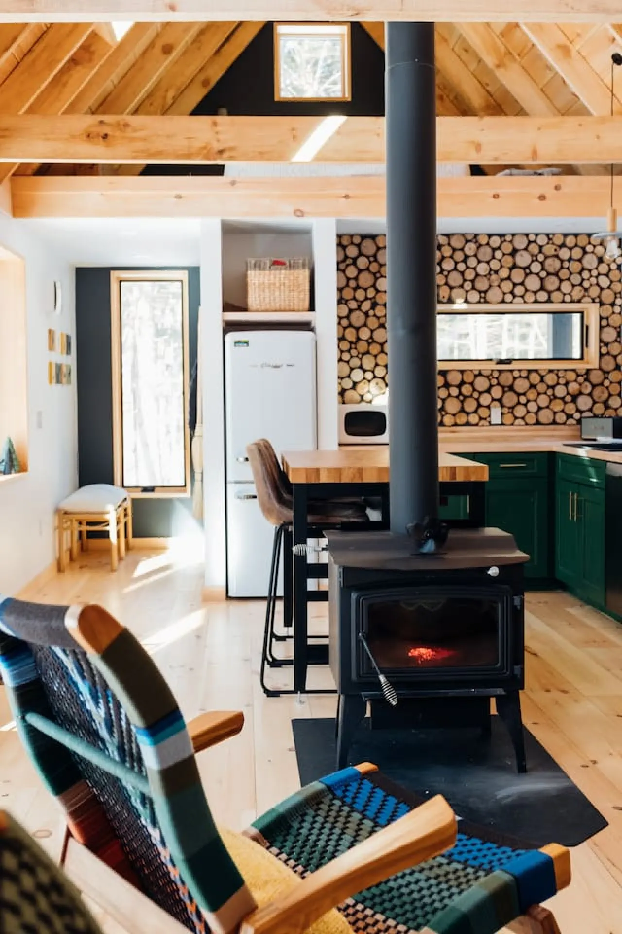 Peaceful Cabin With High End Amenities 7