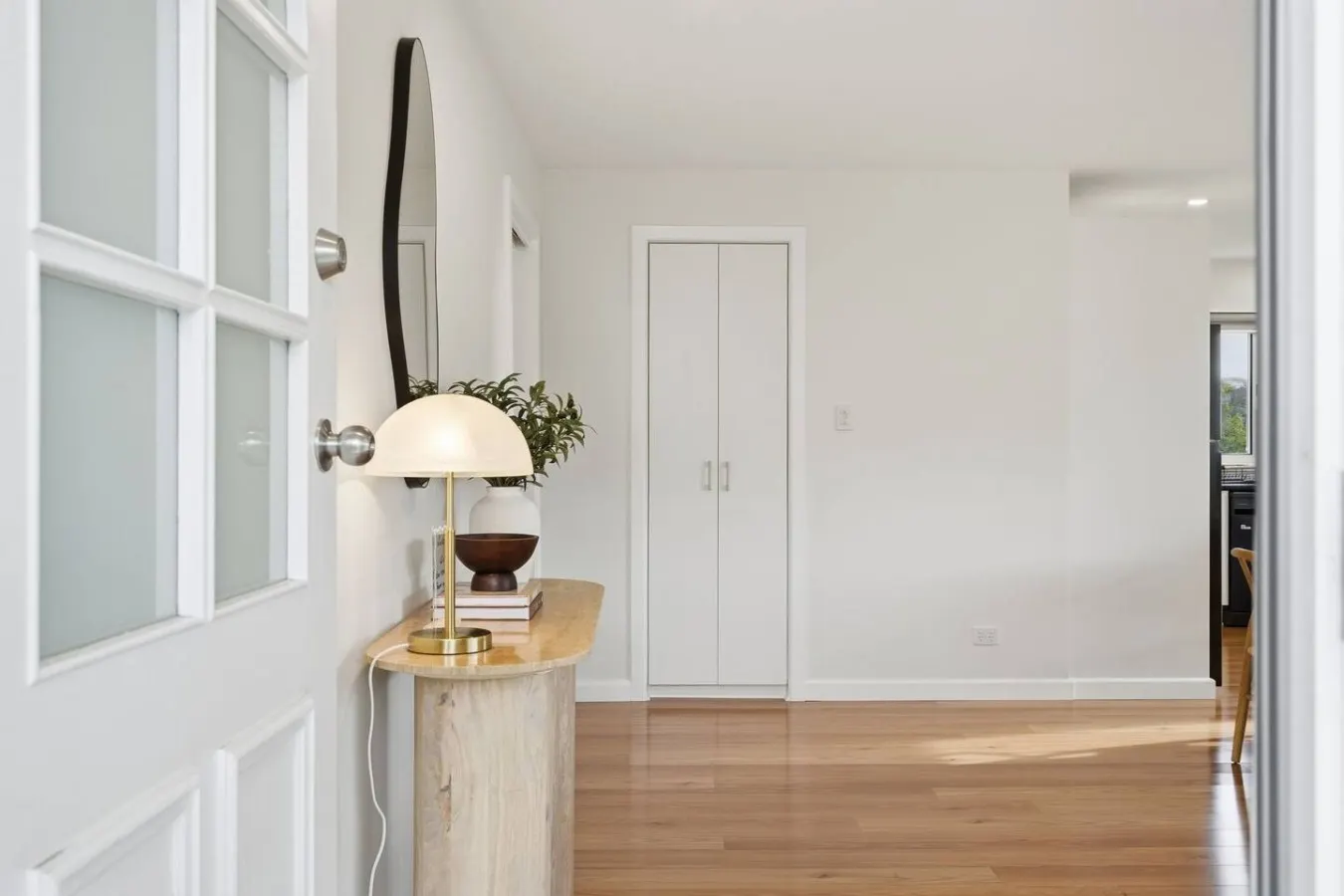 Modern 3BR Home Near Bellerive 16