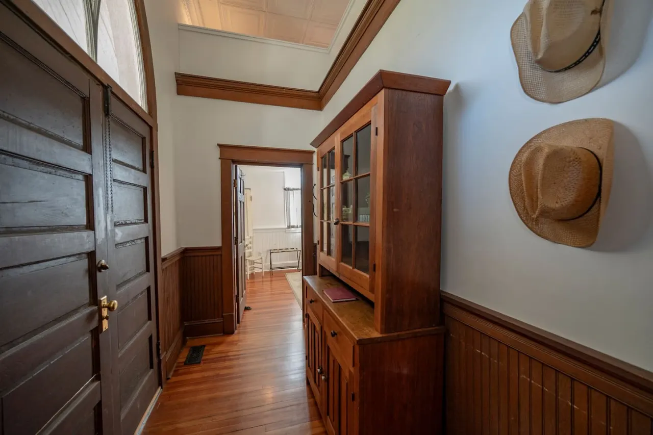 Serene History-Soaked Retreat VA Countryside 18