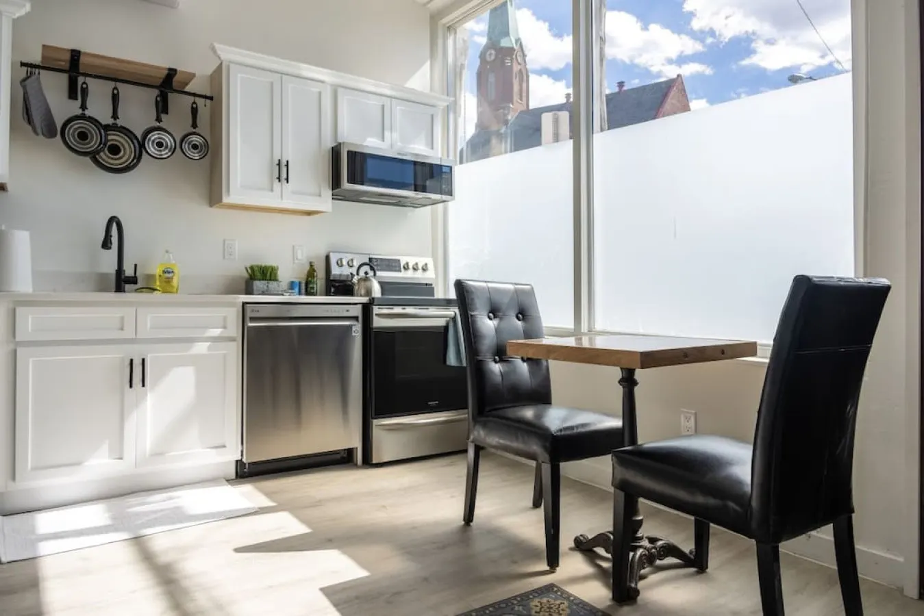 Walk Everywhere from this Stunning Remodel in OTR 2