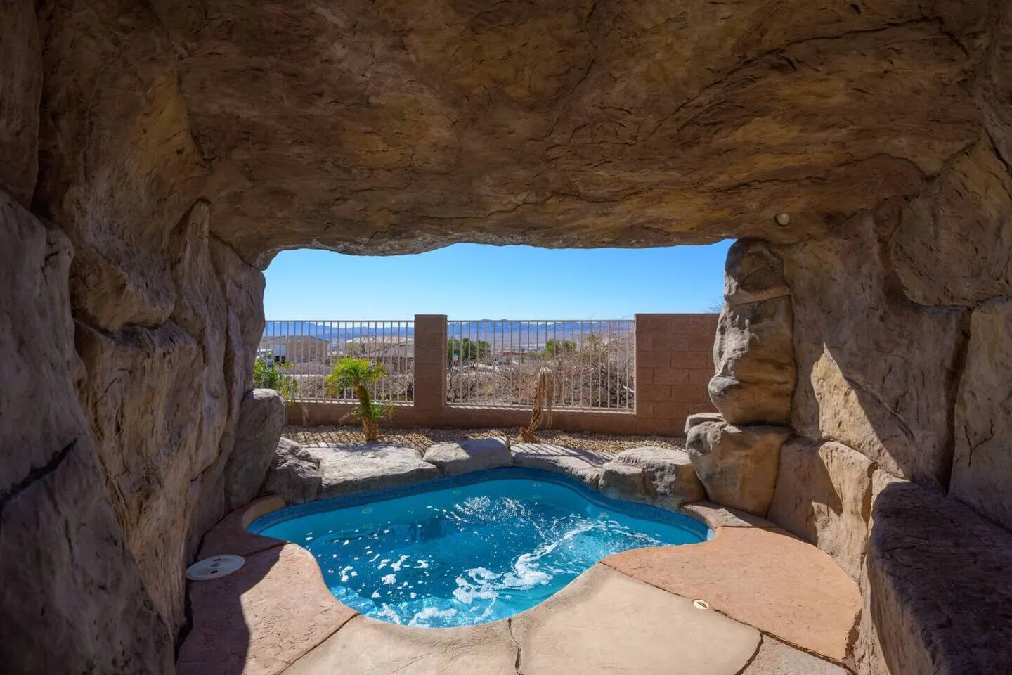 The Grotto Pool Spa 3bd Views Sleeps 10 2