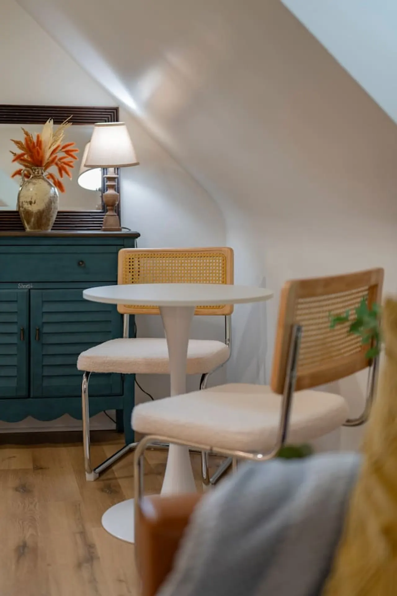 Charming Retreat: *Central* Cozy 1-Bedroom! 13