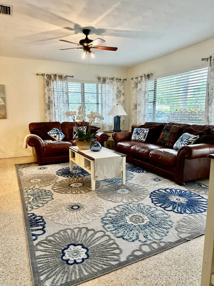 Dual-Home Retreat 5BR 4BA 2 Kitchens 17