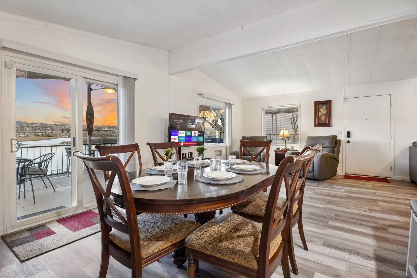 Waterfront 3bd 2ba Sleeps 8 Casa Del Rio 16