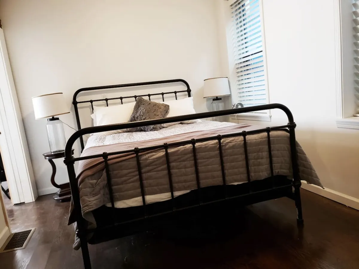 Great Parkside OTR Condo in Top-Ranked Building 2
