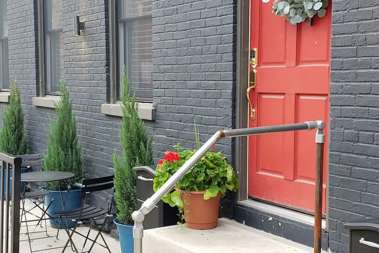 Great Parkside OTR Condo in Top-Ranked Building 13