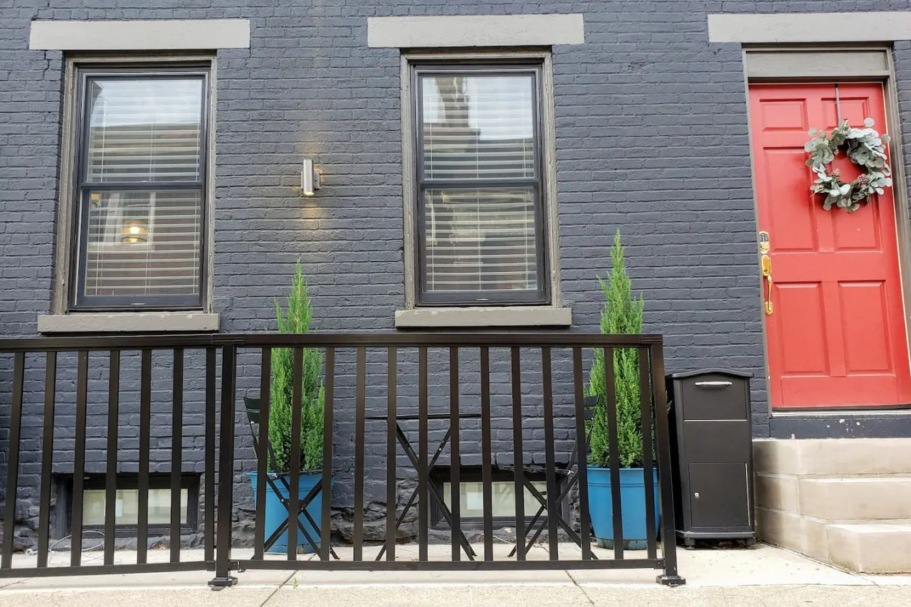 Great Parkside OTR Condo in Top-Ranked Building 15