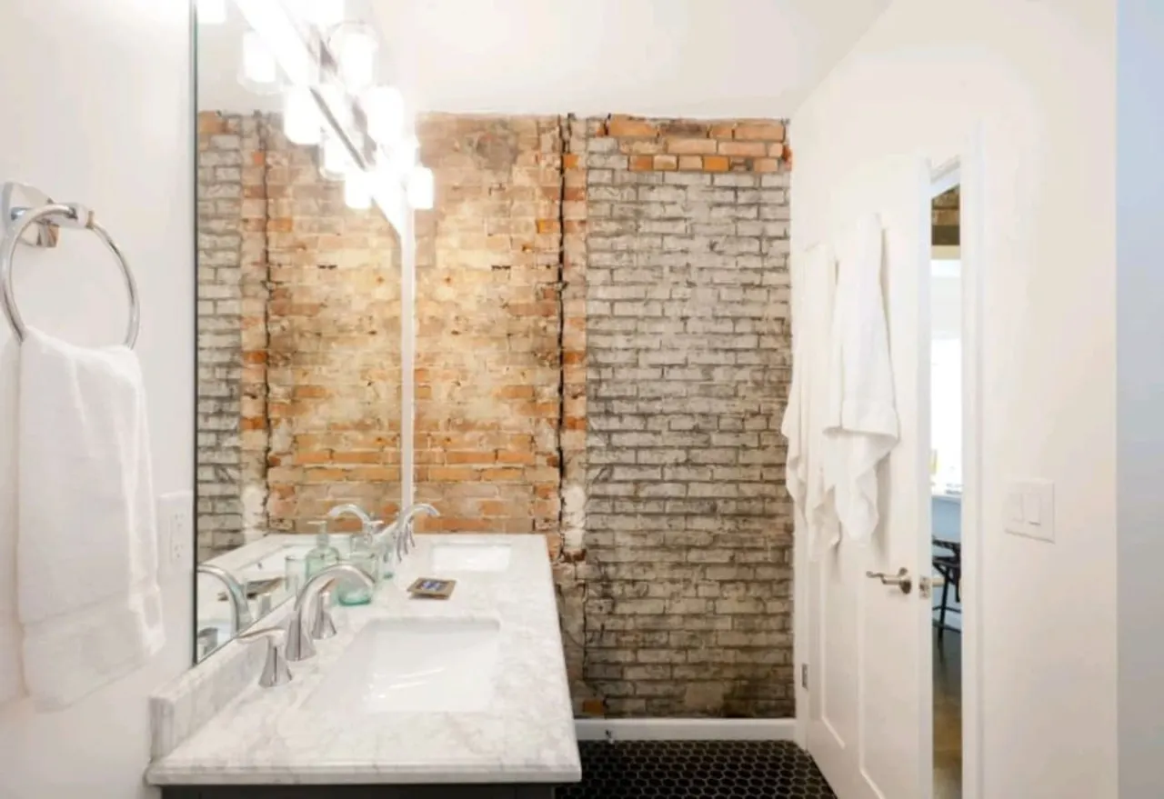 Great Parkside OTR Condo in Top-Ranked Building 7