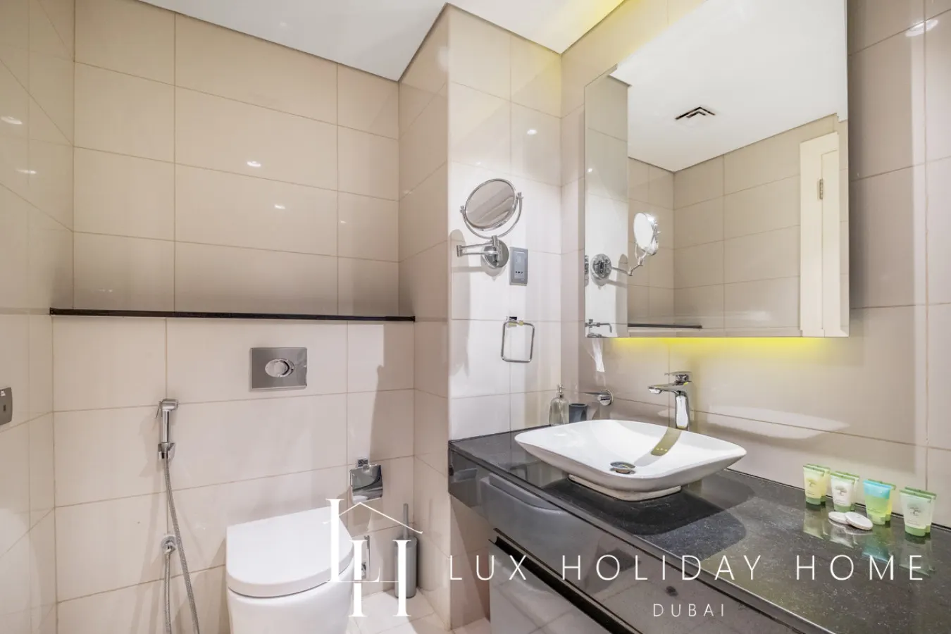 LUX The Majestine Studio 12