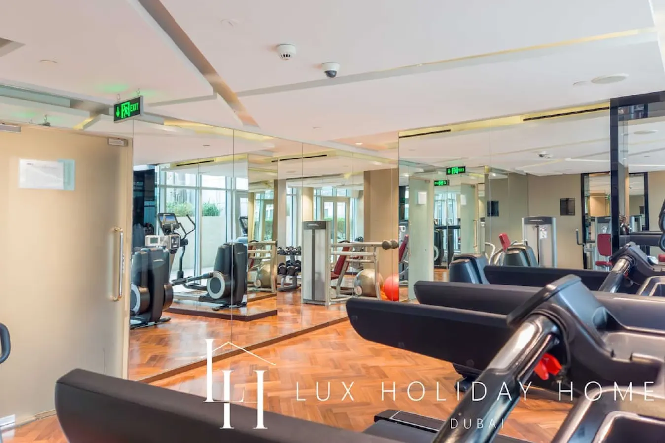 LUX The Majestine Studio 20