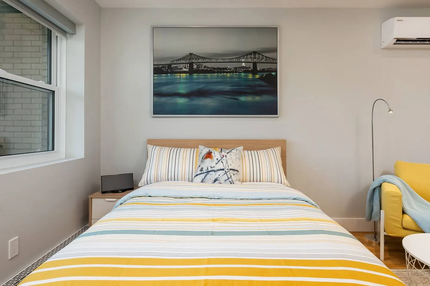 FurnishedMTL - Elegant Sunny Flat in Le Plateau 12