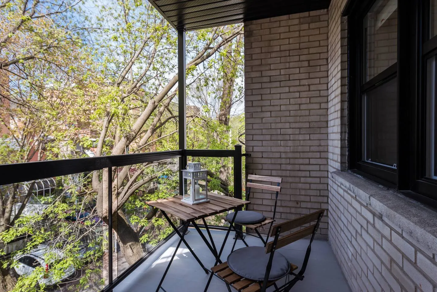 FurnishedMTL - Elegant Sunny Flat in Le Plateau 6