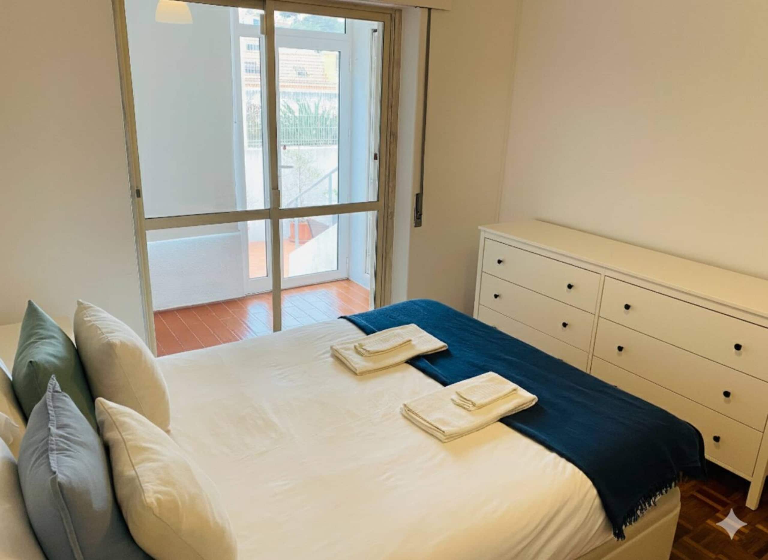 Estoril 2 bedrooms by the Beach 9
