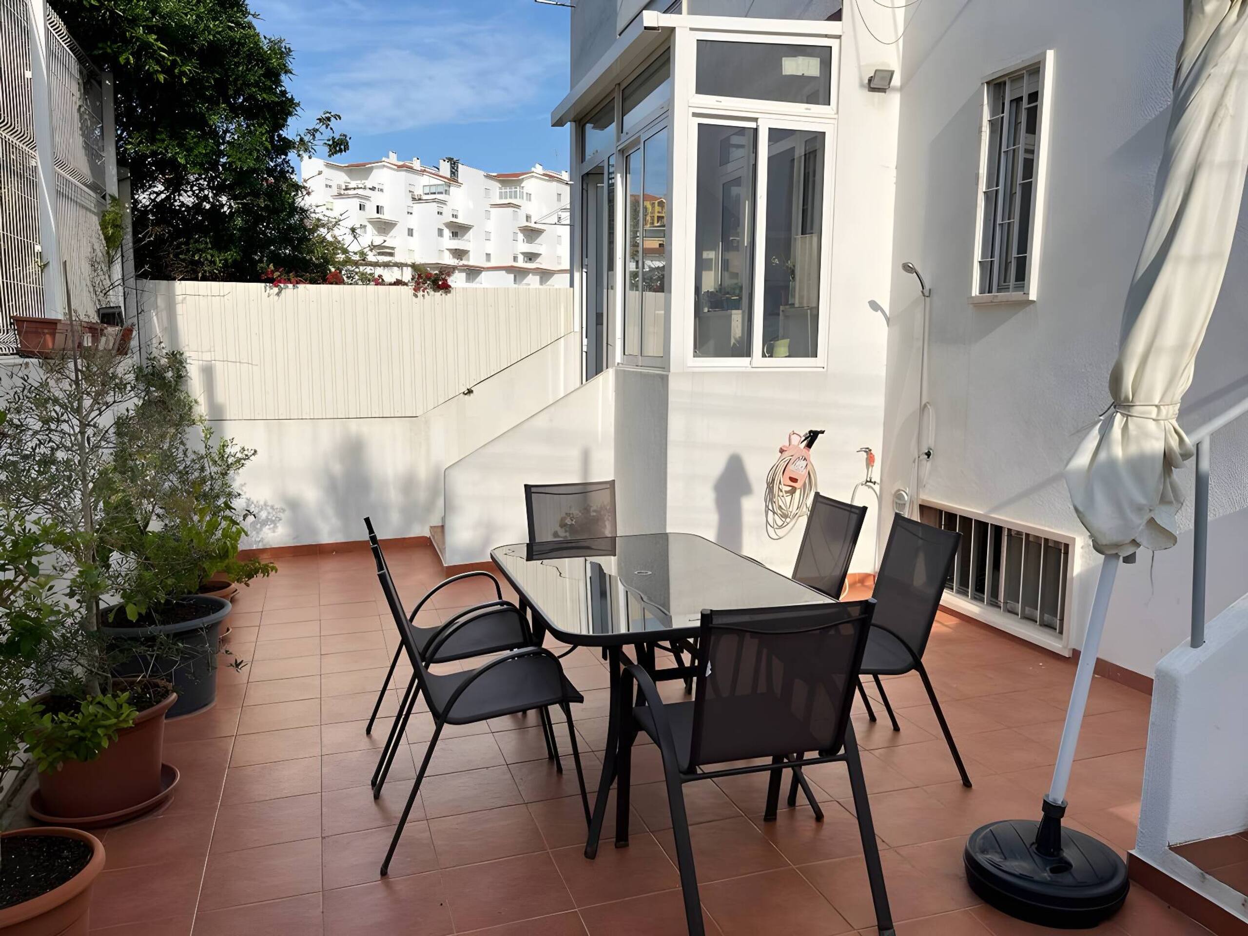 Estoril 2 bedrooms by the Beach 15