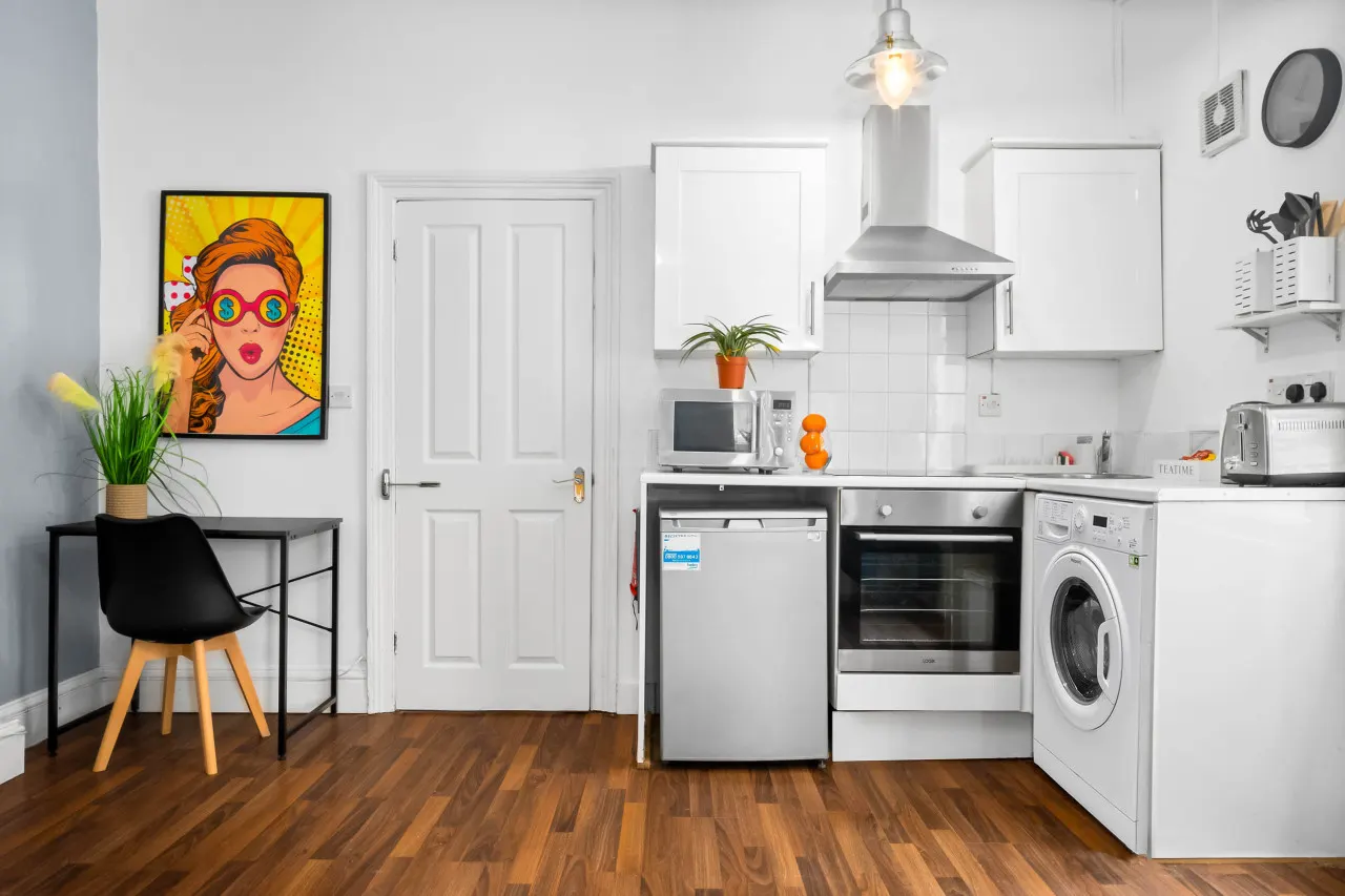 Stylish Apartment - Fast WiFi - Wolverhampton — photo 4