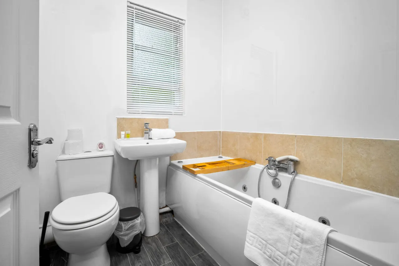 Stylish Apartment - Fast WiFi - Wolverhampton — photo 5