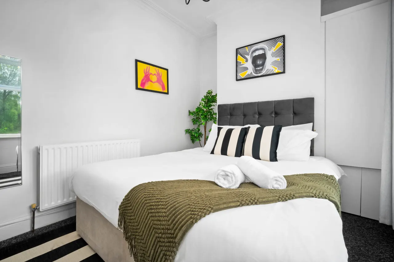 Stylish Apartment - Fast WiFi - Wolverhampton 6