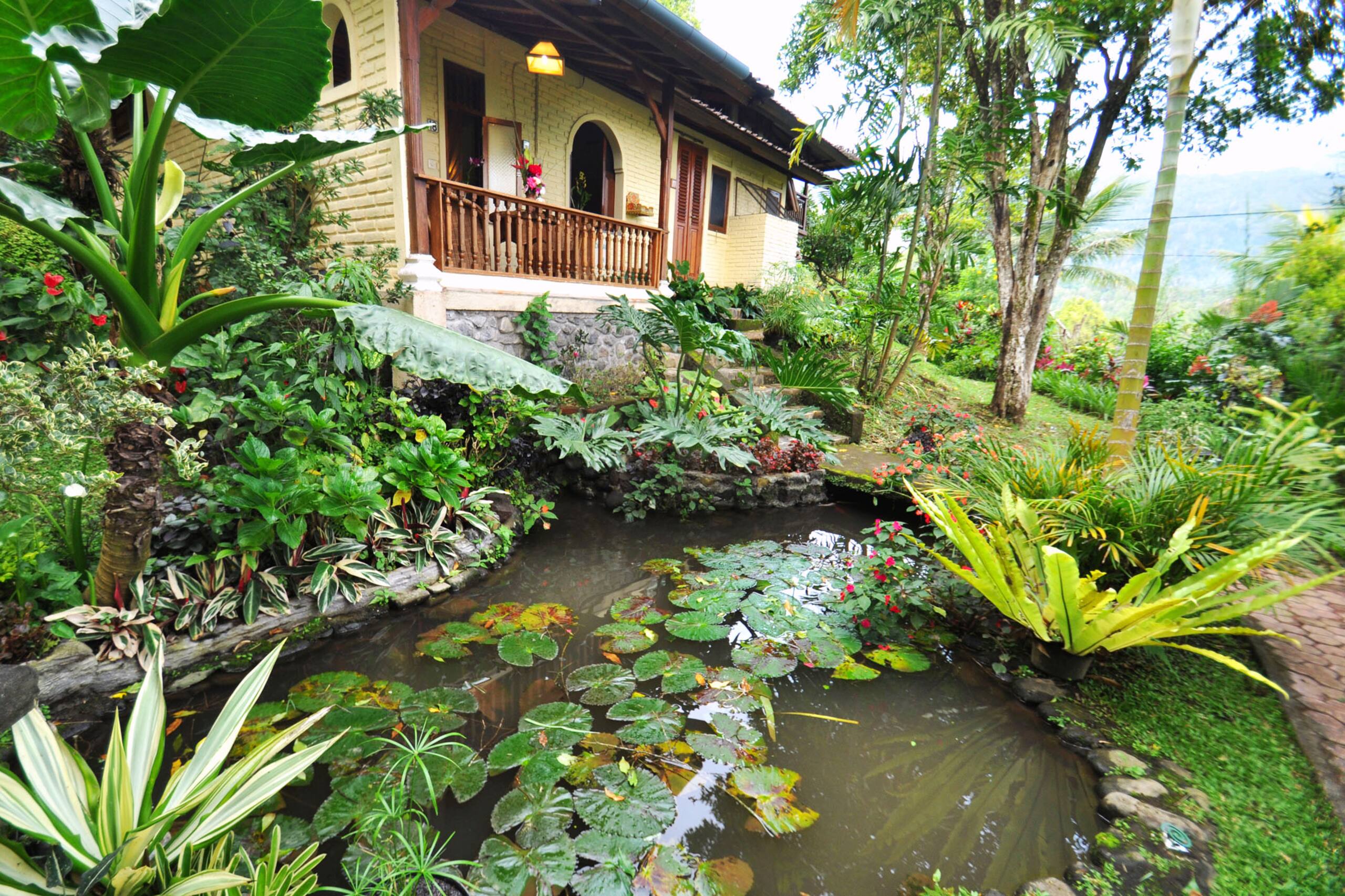 Puri Lumbung Cottages, Economy Room Garden View — photo 4