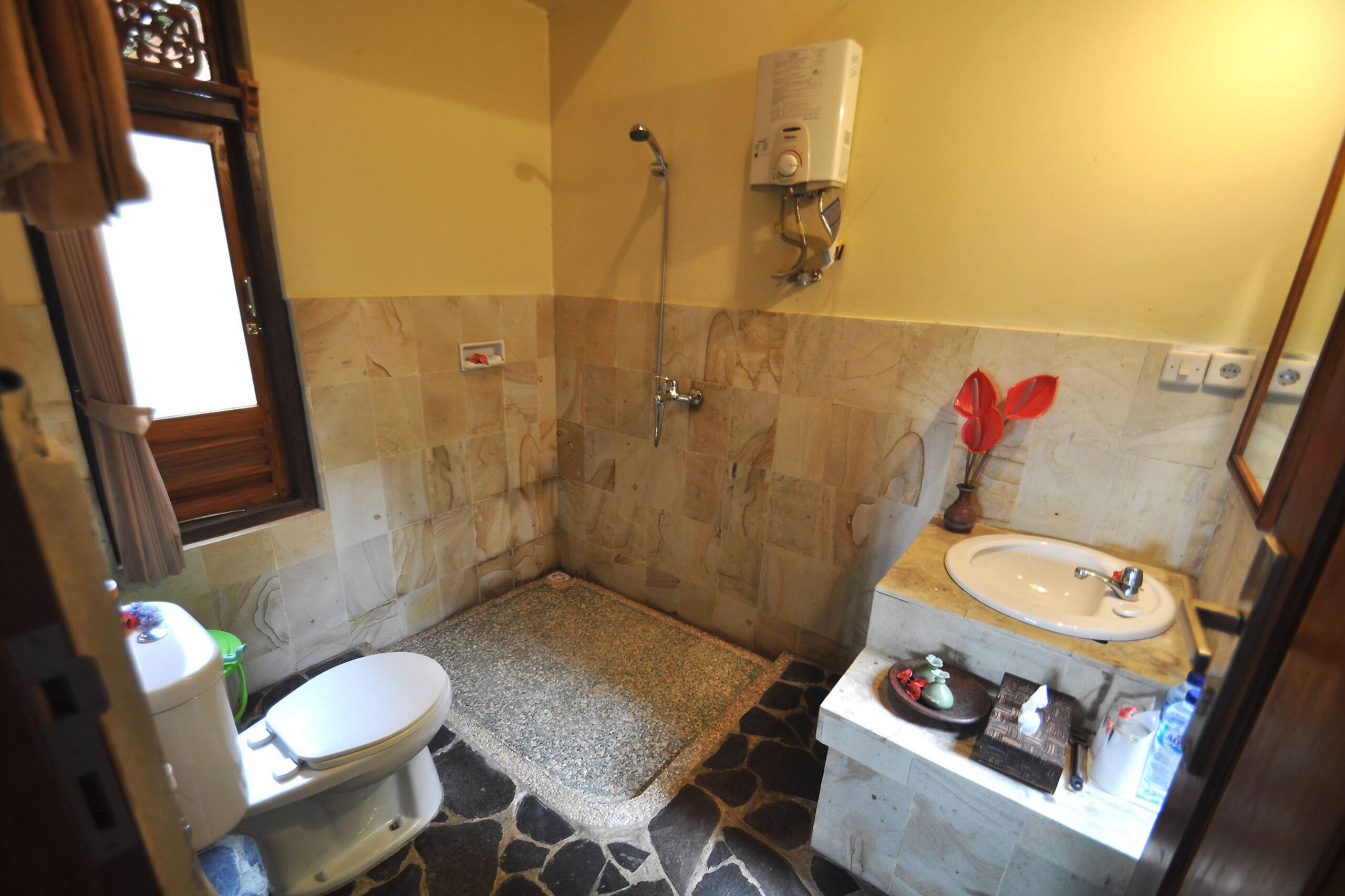 Puri Lumbung Cottages, Economy Room Garden View 18
