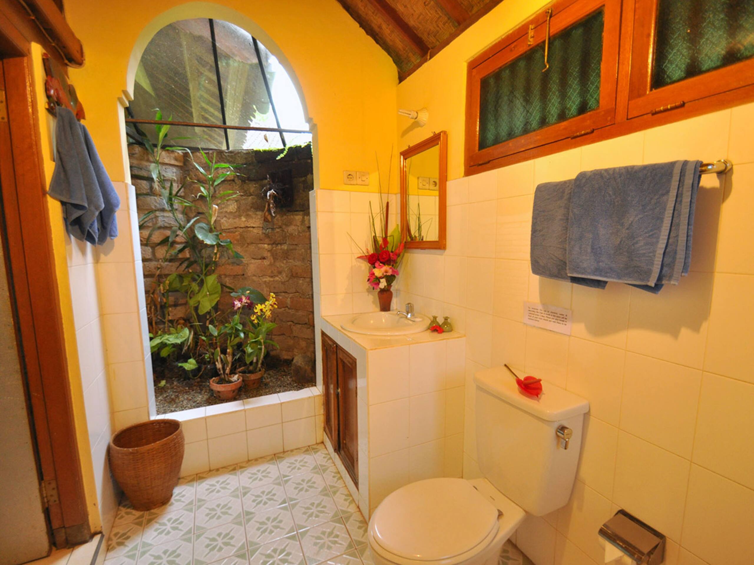Puri Lumbung Cottages, Economy Room Garden View 6