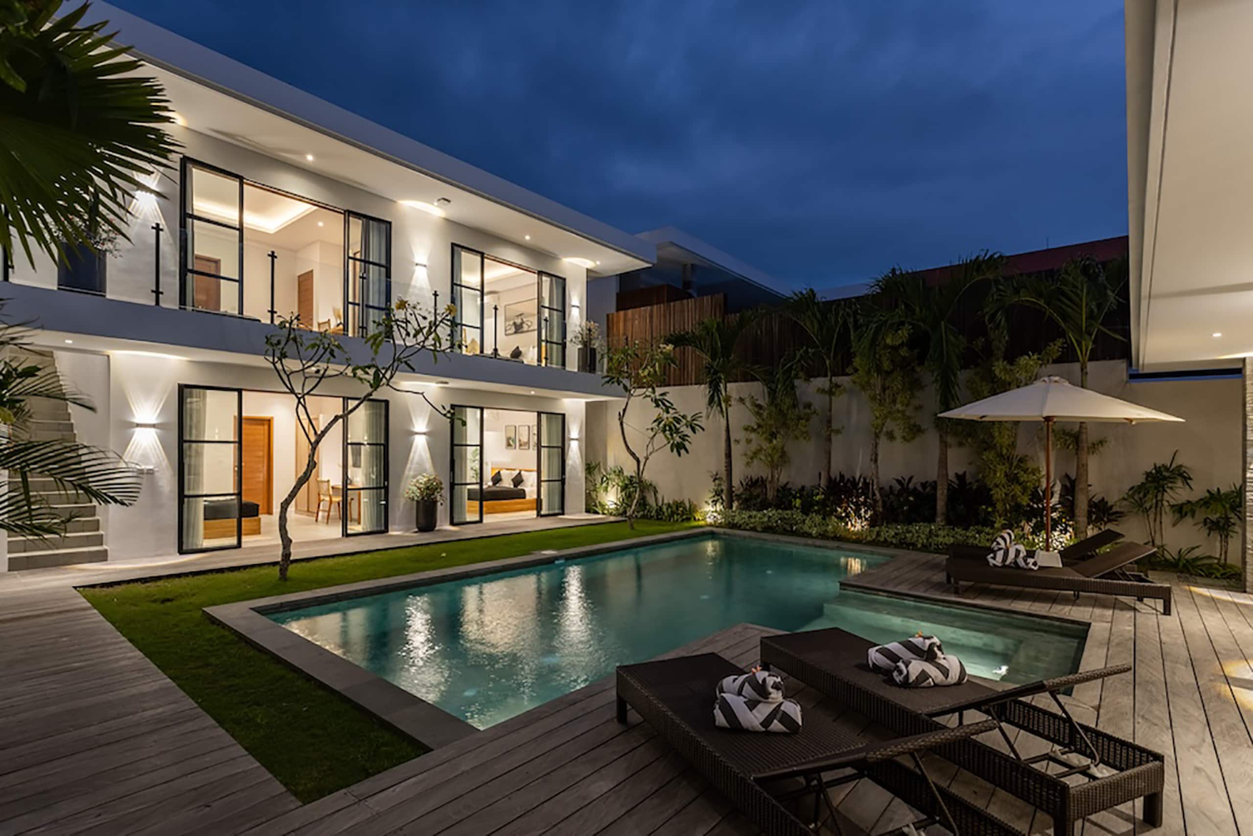 Beach & Finn's Walking Distance | Berawa, Canggu — photo 3