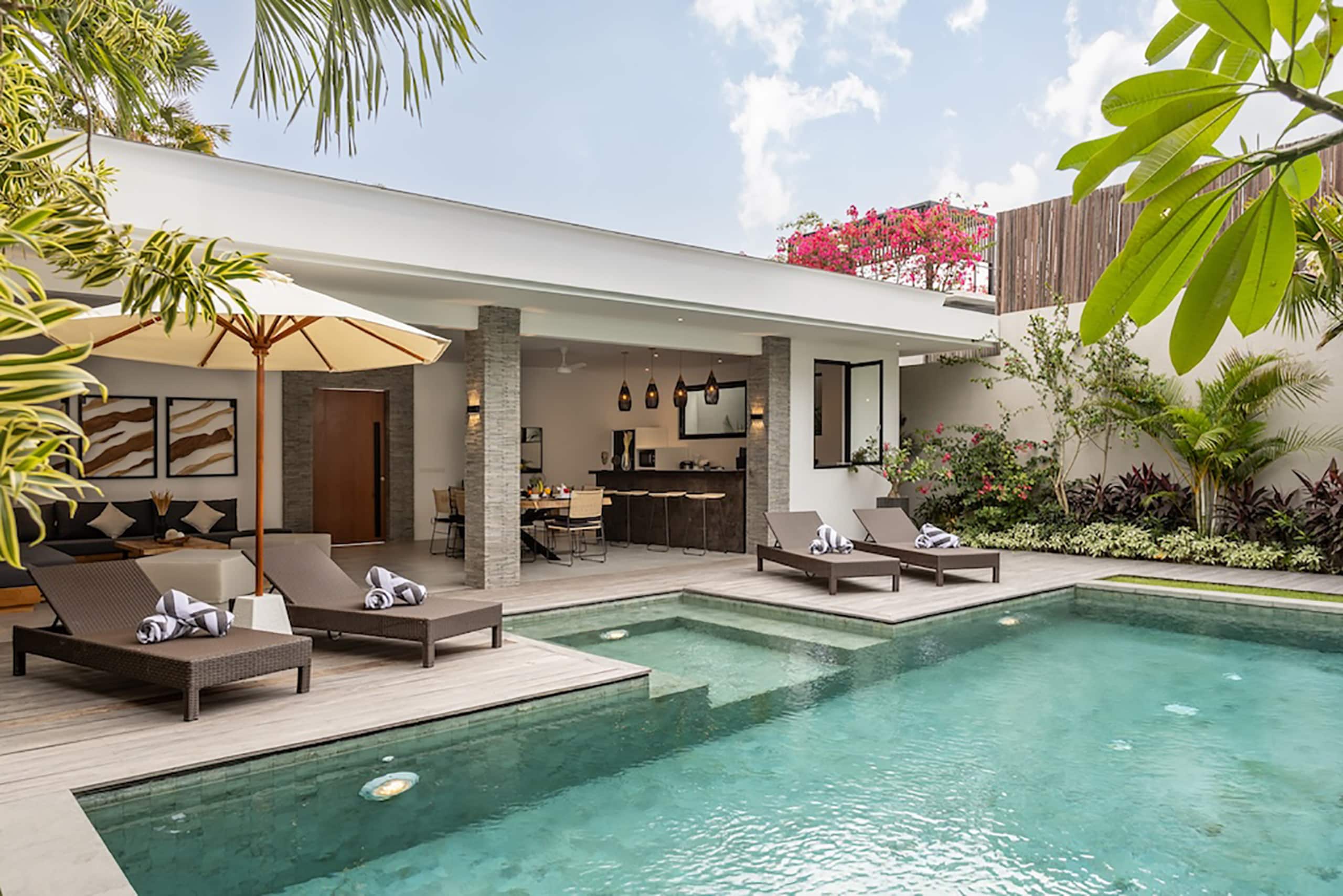 Beach & Finn's Walking Distance | Berawa, Canggu 15