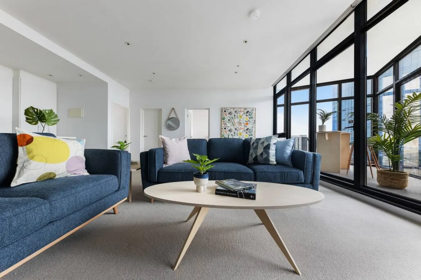 Liz: 2 Bed, 2 Bath, Penthouse Style Apartment 9
