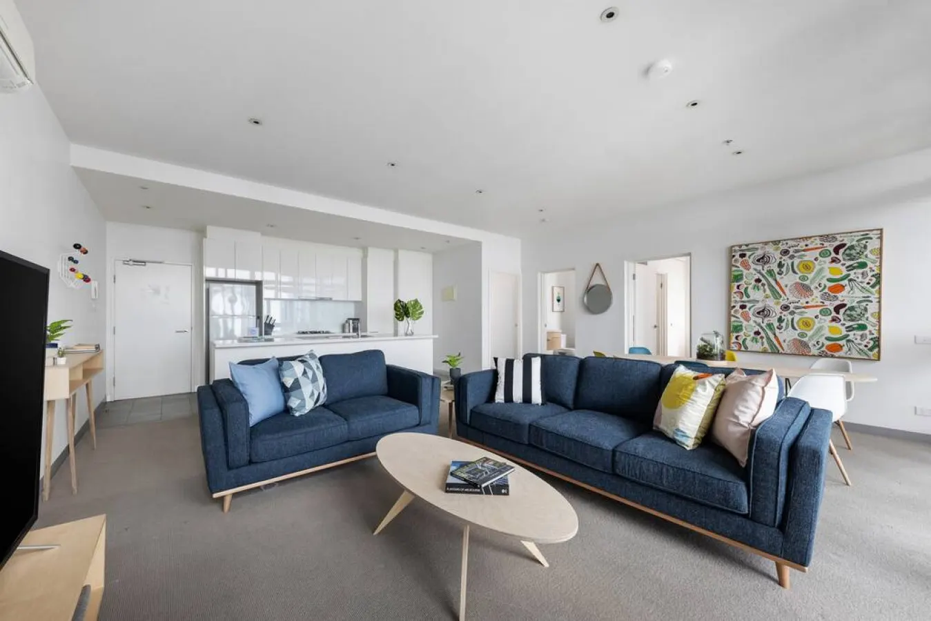 Liz: 2 Bed, 2 Bath, Penthouse Style Apartment 12