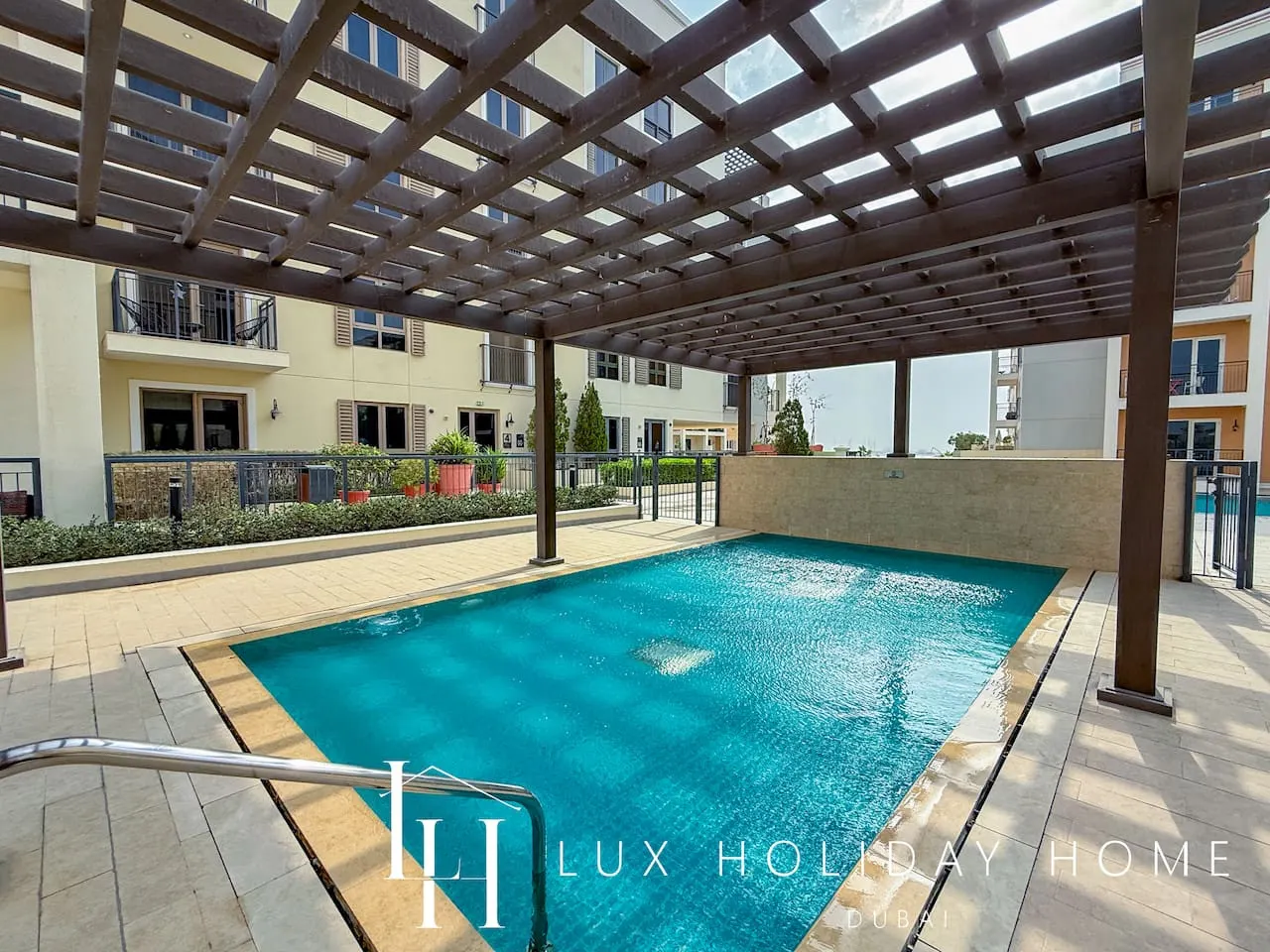 LUX The La Mer Beach Suite 5 18
