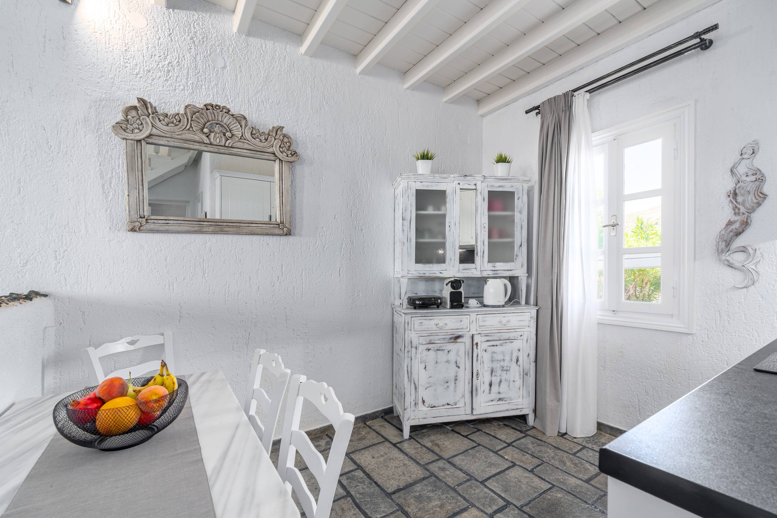 Villa Lia, private lounge area, sea view 7