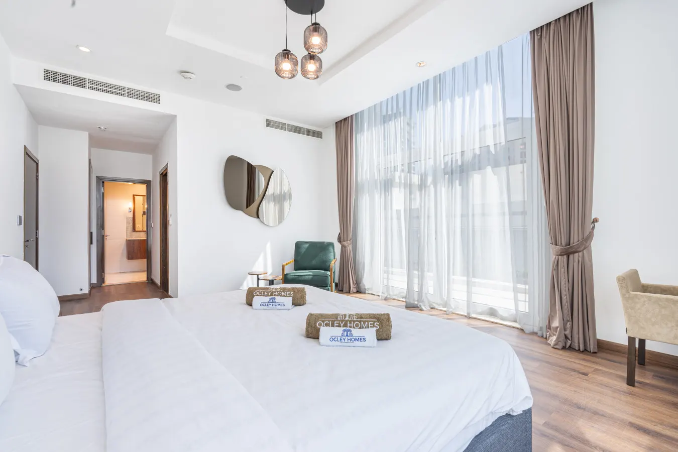 Palm Home next to Nakheel Mall w/ Private Beach 16