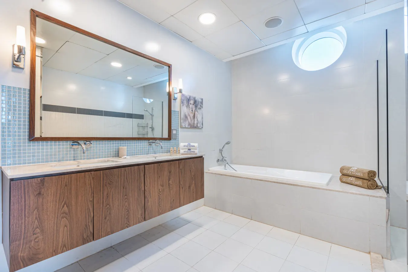Palm Home next to Nakheel Mall w/ Private Beach 18